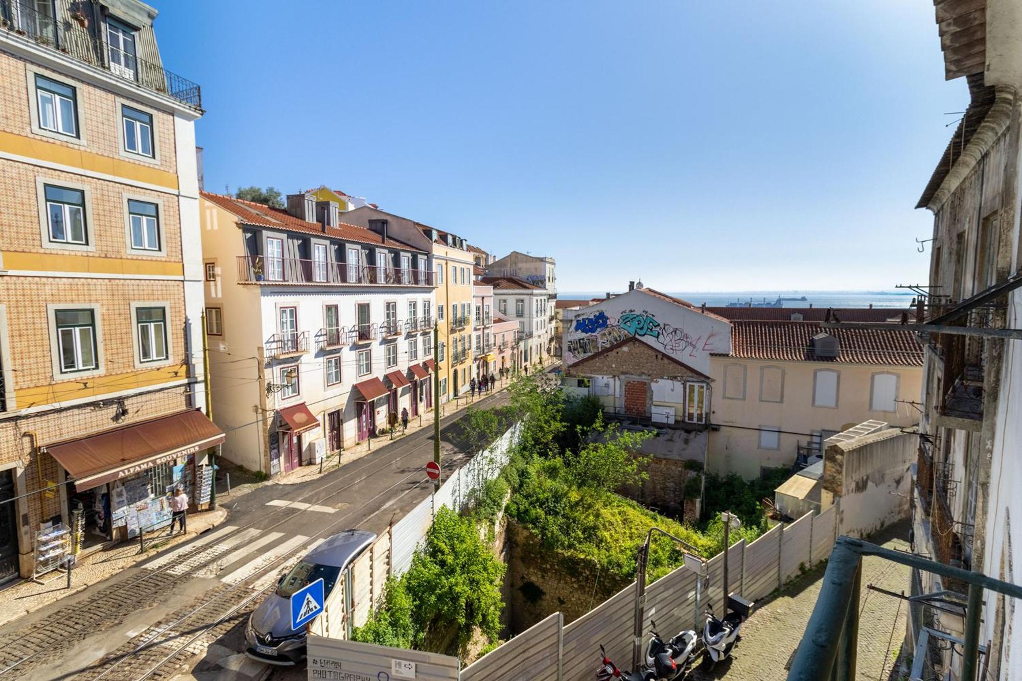 Discover Lisbons History - Stylish In Alfama Apartamento